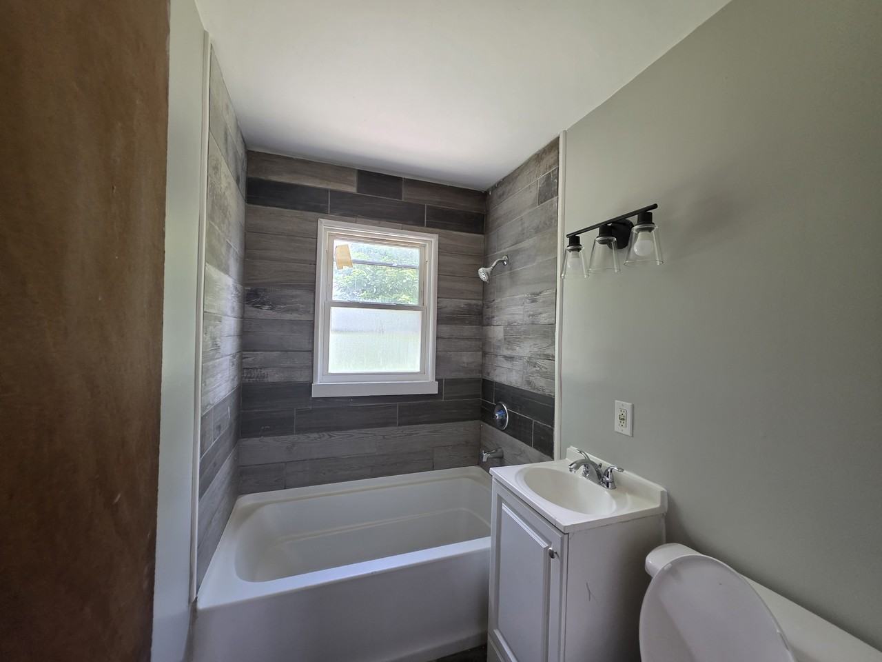 772 S Ogden Ave #772 - Photo 6 of 10