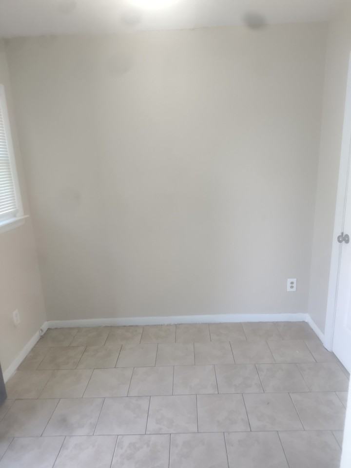 1315 County Home Rd #2 - Photo 5 of 7