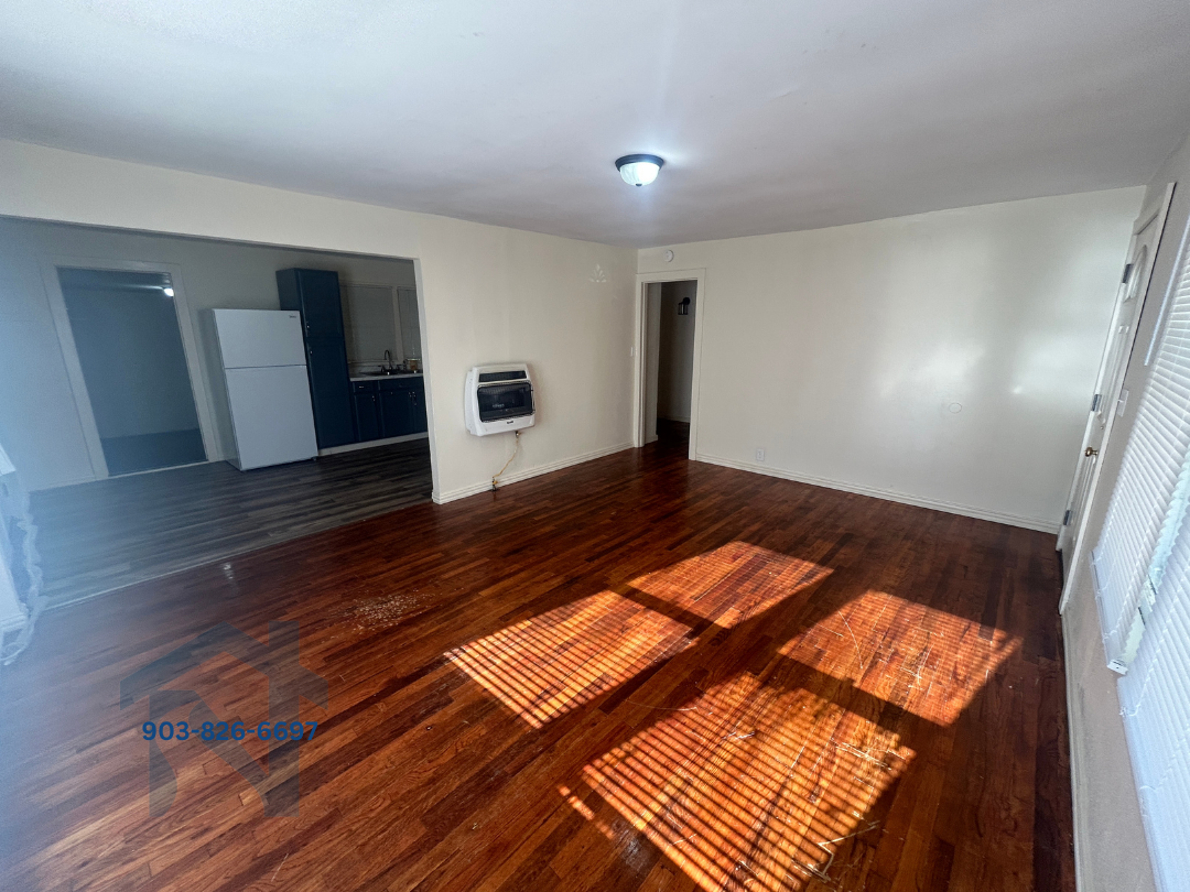 205 E Avenue A #1 - Photo 5 of 10
