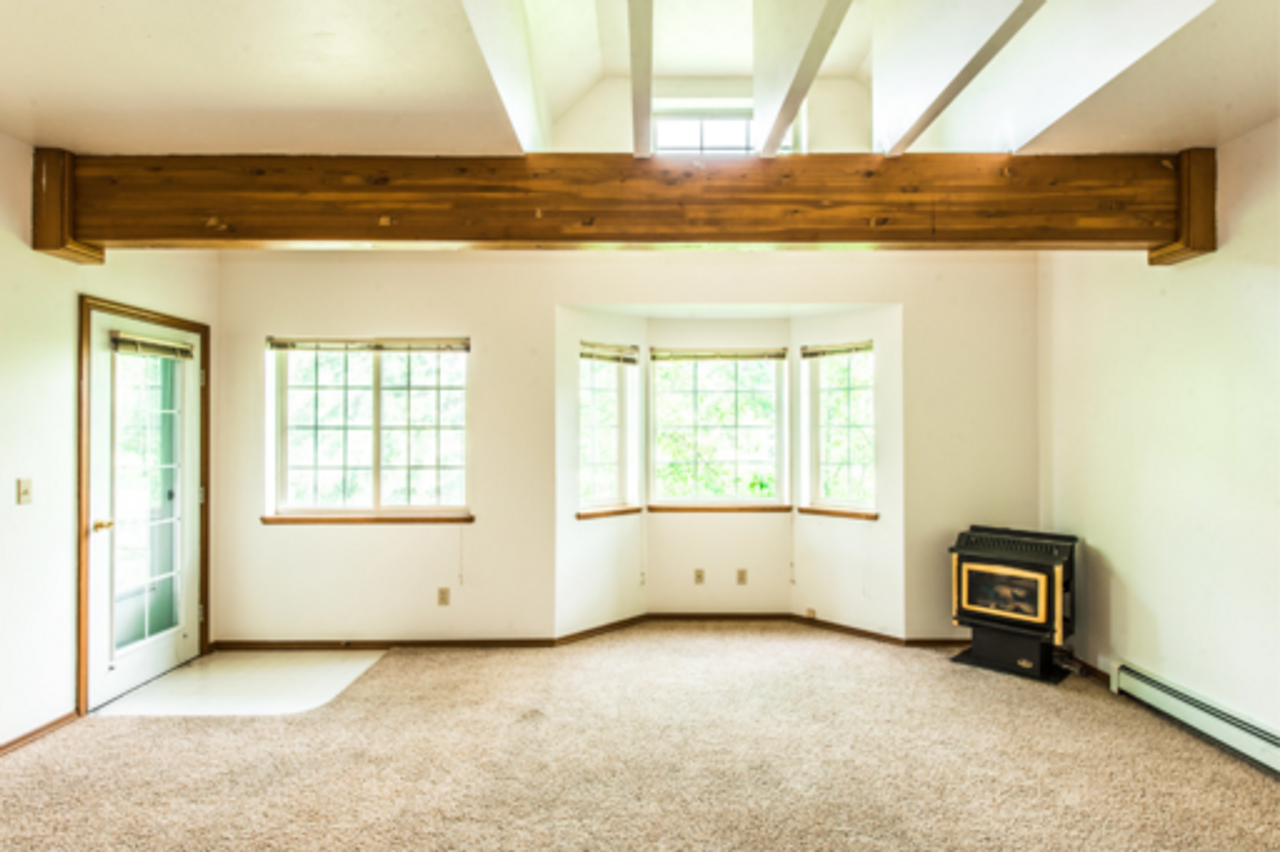 Pines Apartments - Photo 3 of 17