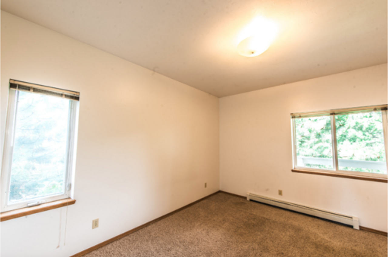 Pines Apartments - Photo 6 of 17
