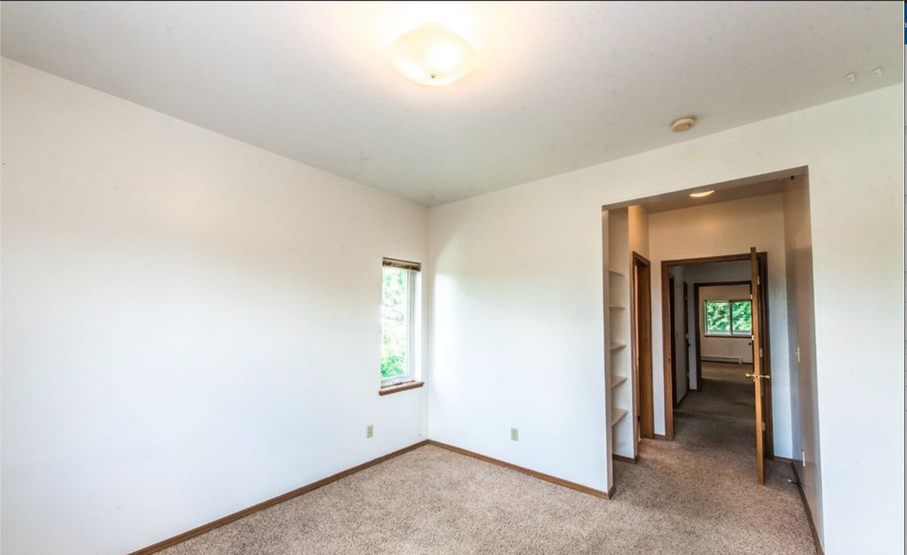 Pines Apartments - Photo 7 of 17