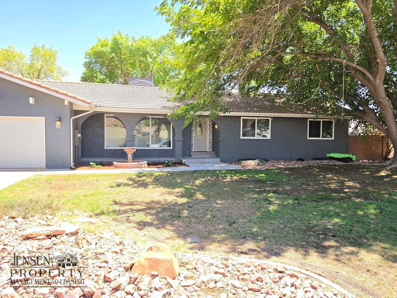 1151 Wesley Powell Dr - Photo 3 of 50