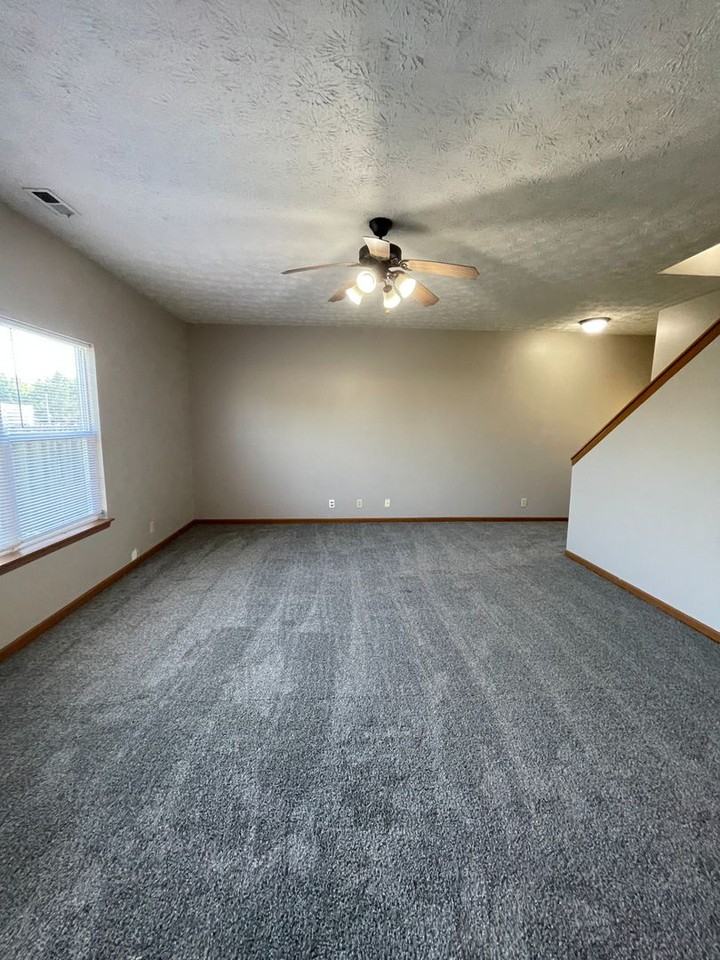 3368 Edison Dr - Photo 3 of 14