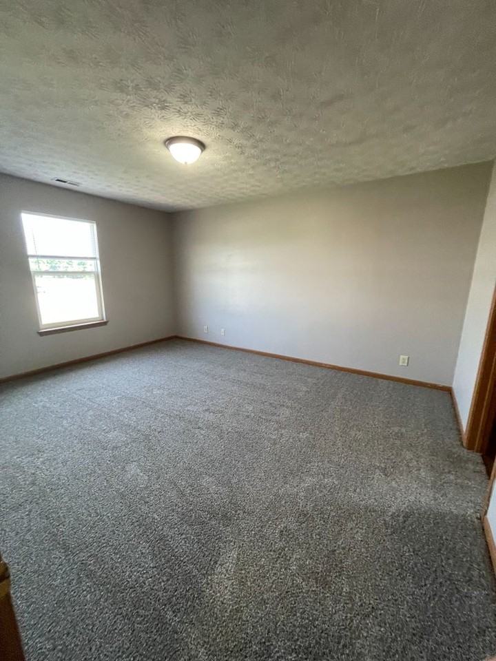 3368 Edison Dr - Photo 5 of 14