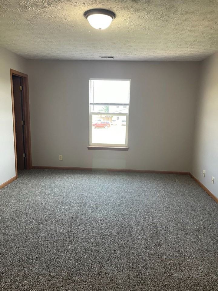 3368 Edison Dr - Photo 6 of 14