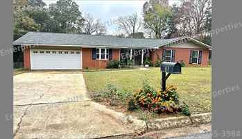 featured image of 117 Eagle Cir #1