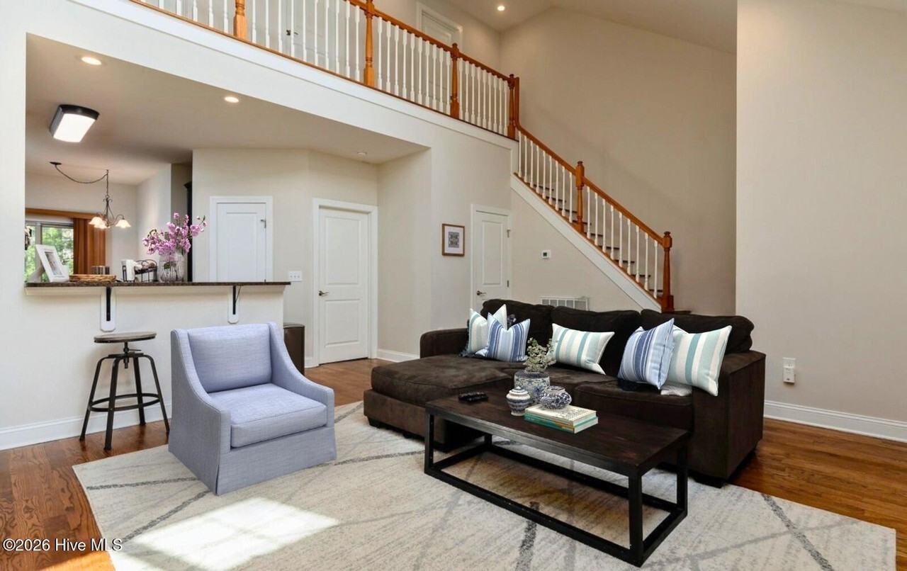 22 Cypress Cir #1 - Photo 4 of 21