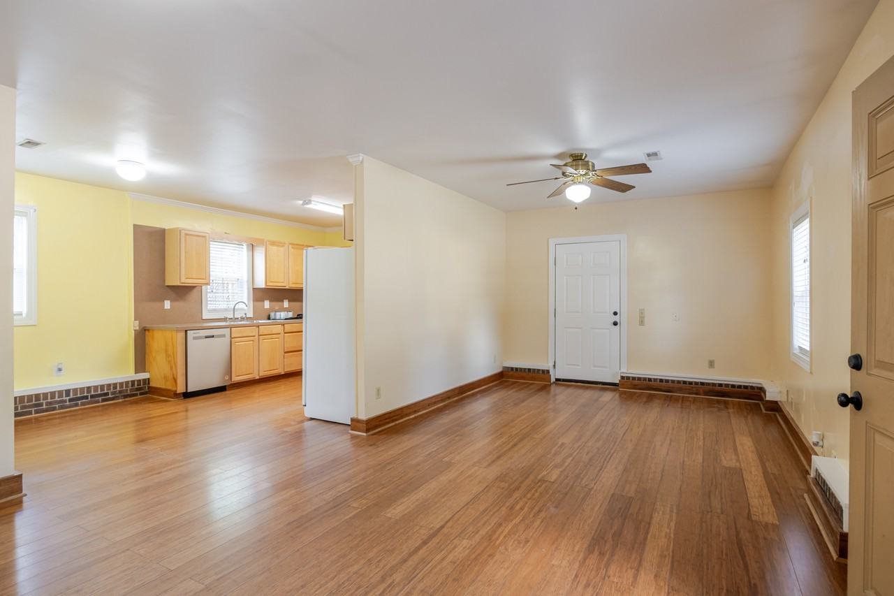 2621 1/2 W Willow Dr #1 - Photo 4 of 17