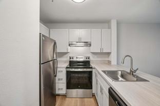 12200 Se Mcloughlin Blvd - Photo 1 of 1