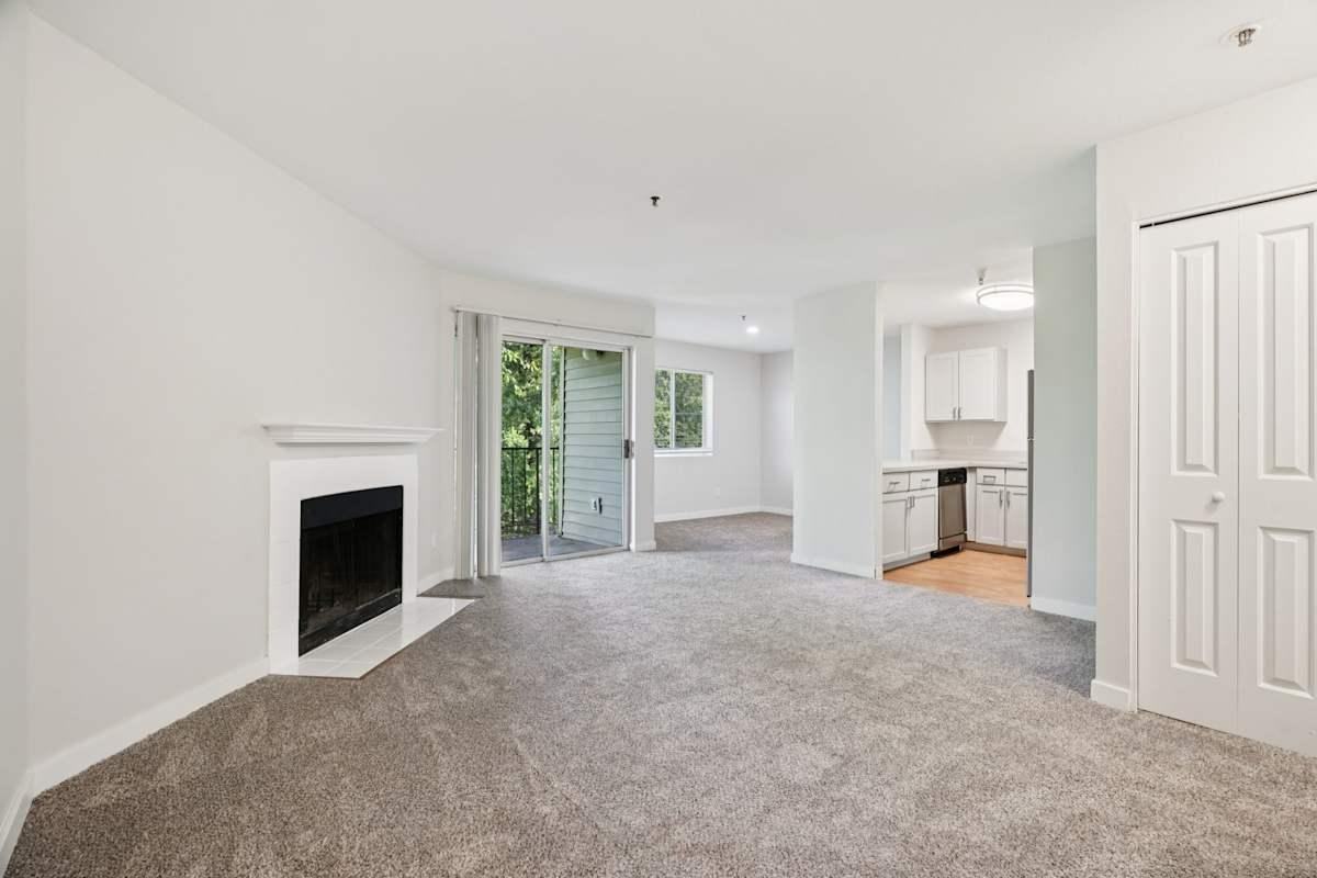 12200 Se Mcloughlin Blvd - Photo 3 of 21