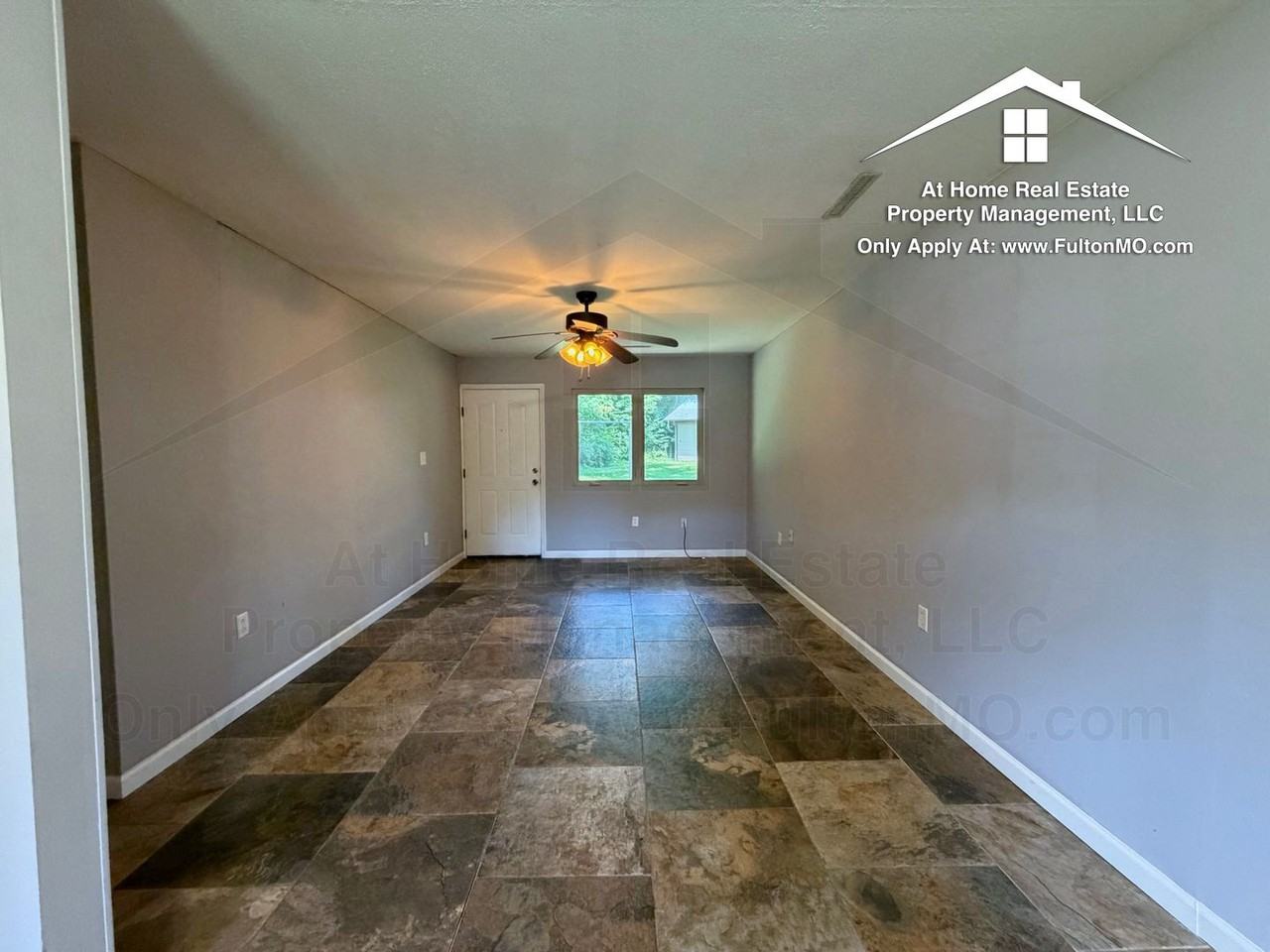 107 Spruce Dr - Photo 6 of 22
