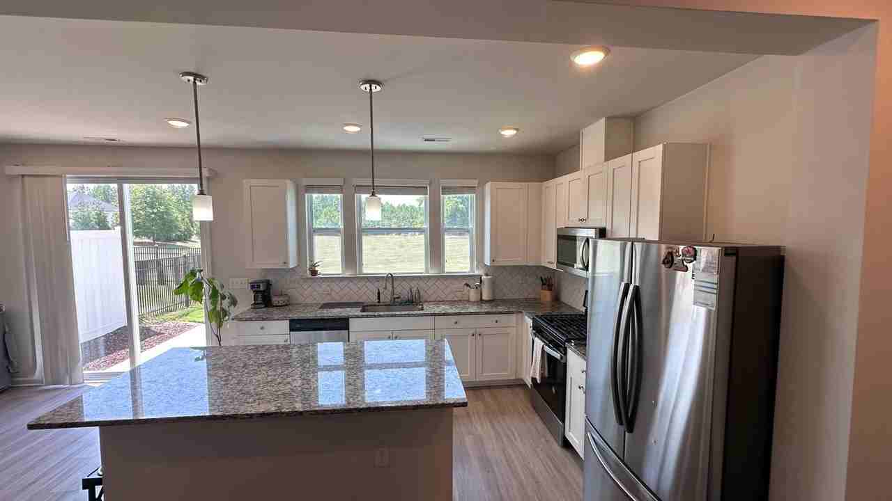 784 Amarra Dr #1 - Photo 5 of 50