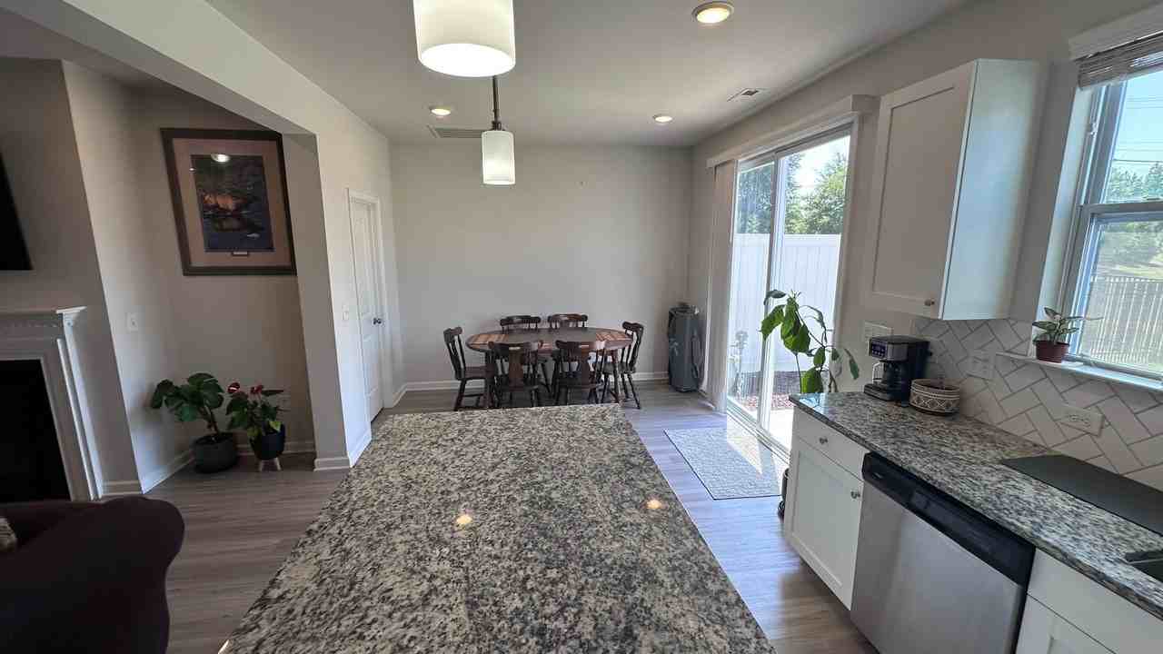 784 Amarra Dr #1 - Photo 6 of 50