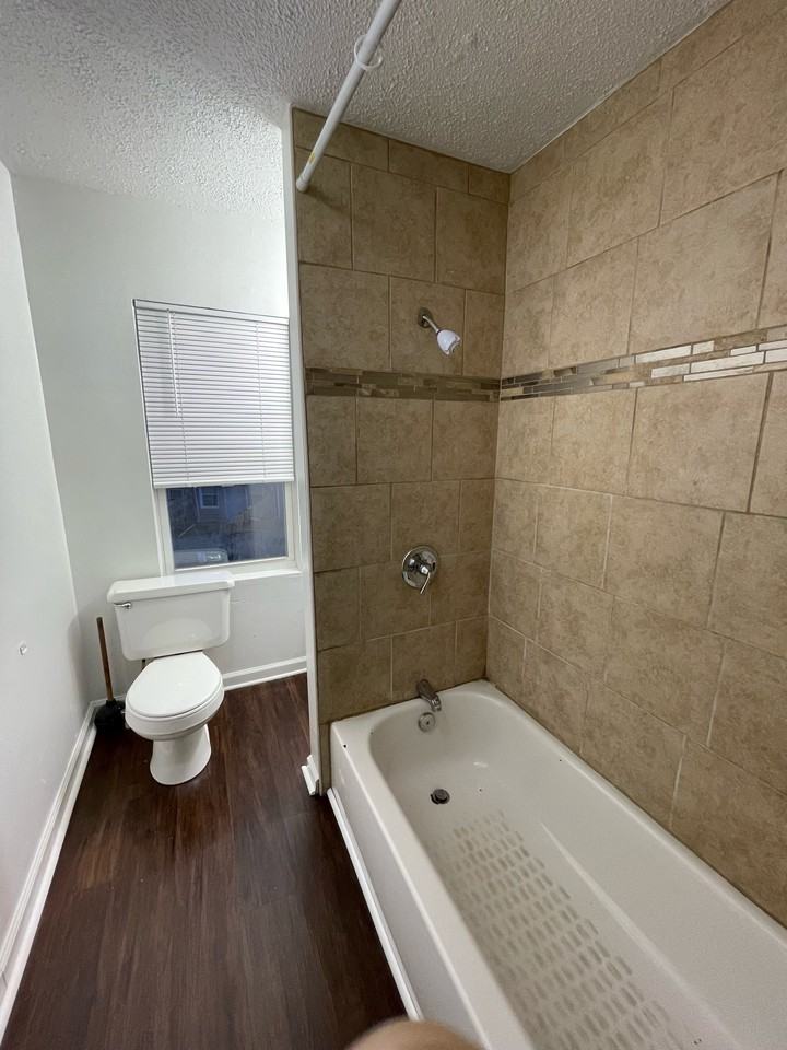 1737 Wilkens Ave #1 - Photo 5 of 12