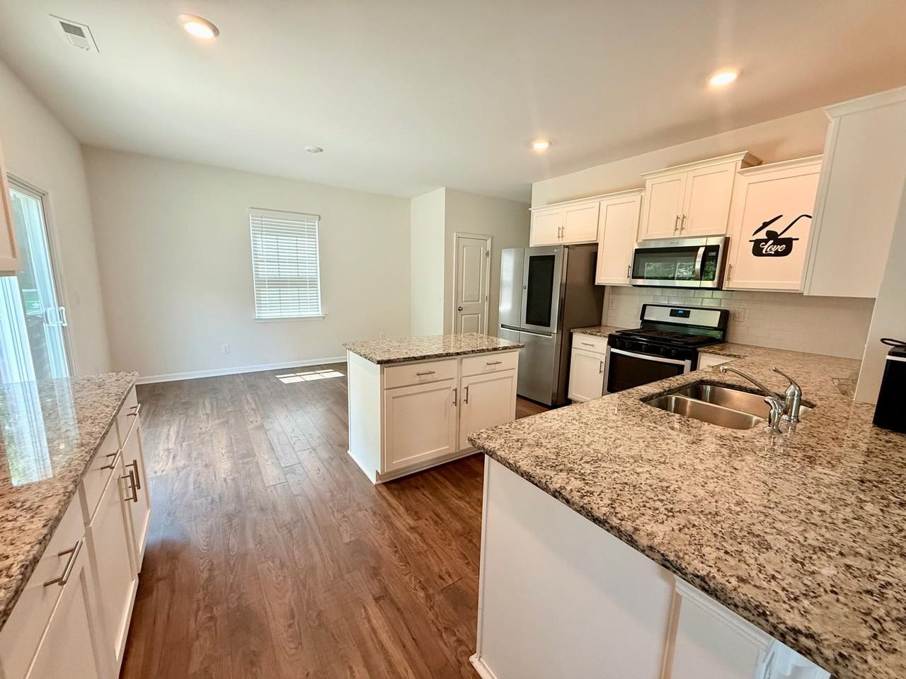 13023 Newburgh Green Dr #1 - Photo 4 of 27