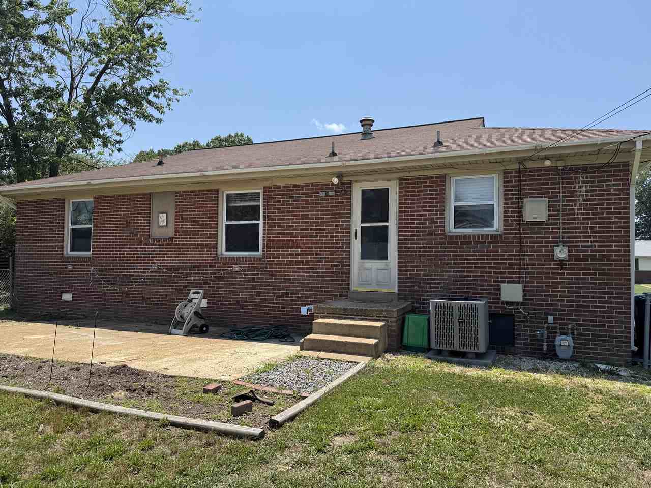 9116 Huron Ave #1 - Photo 4 of 11