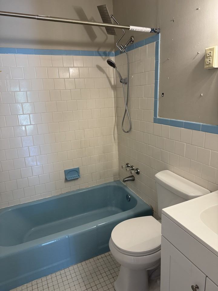 9116 Huron Ave #1 - Photo 7 of 11