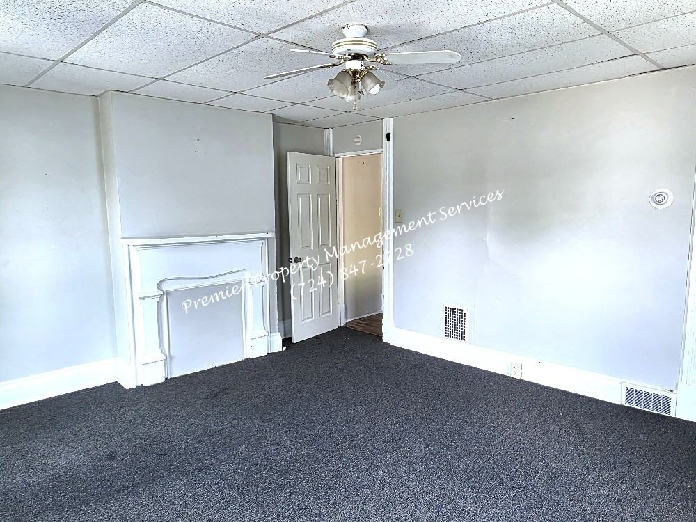 219 13th St #219-2 - Photo 4 of 10