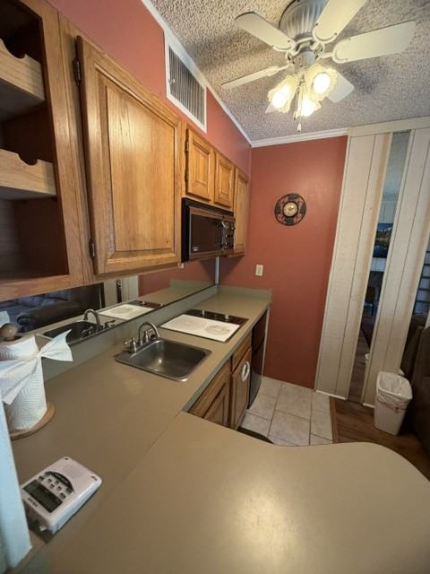 904 Carrizo Canyon Road - 1Unit 105 #1 - Photo 4 of 14