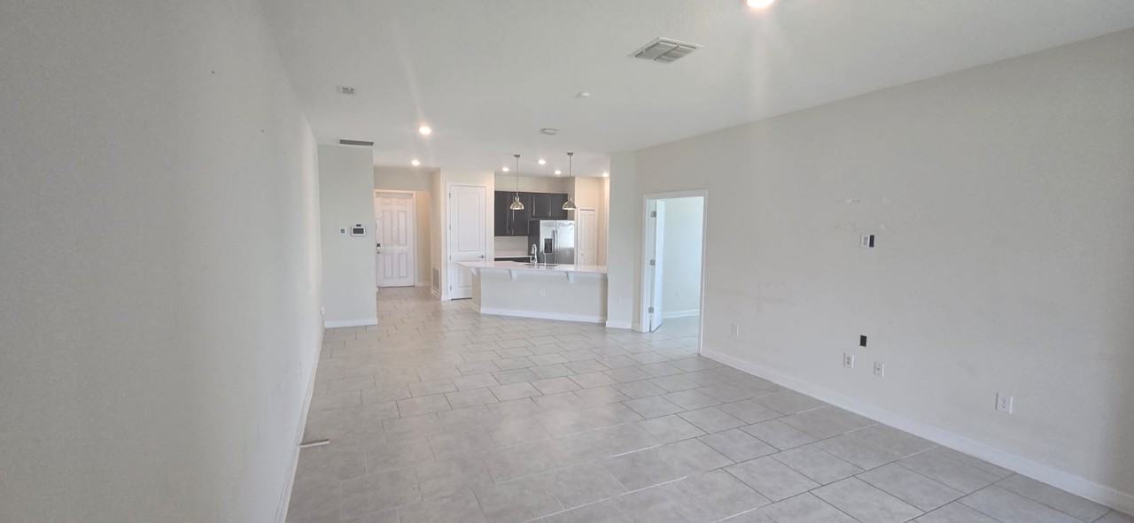 212 Bergamot Loop #1 - Photo 6 of 32