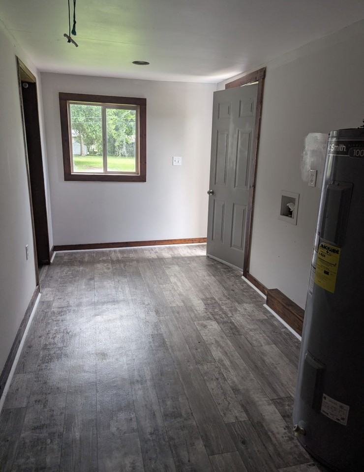 232 Hulin St #1 - Photo 5 of 28