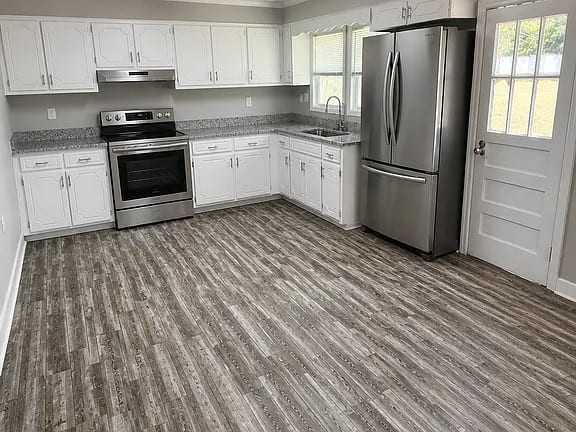2201 Ward Ave #1 - Photo 2 of 6