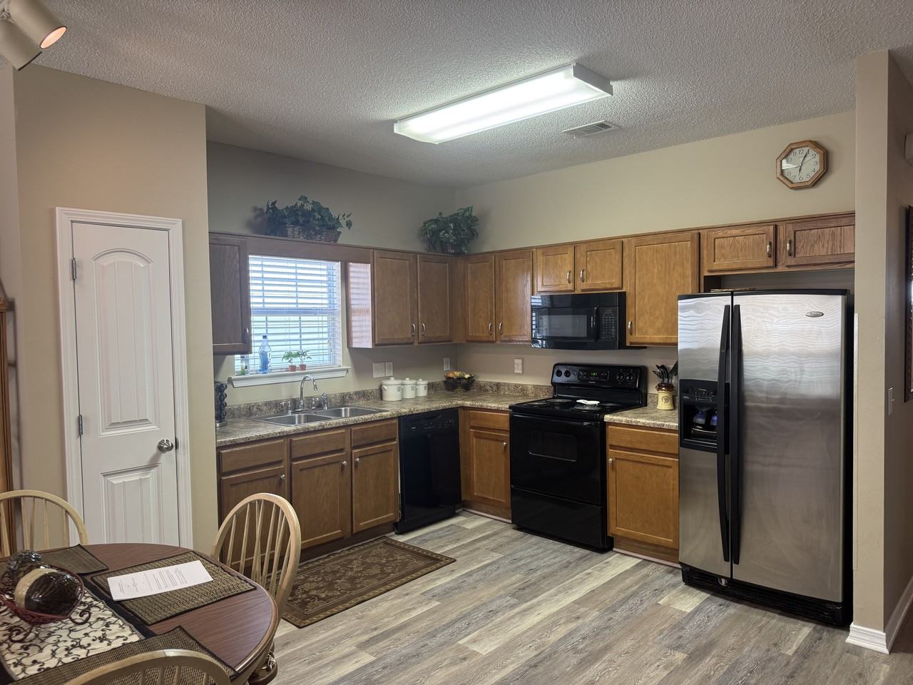 2651 S Juniper St #1 - Photo 3 of 10