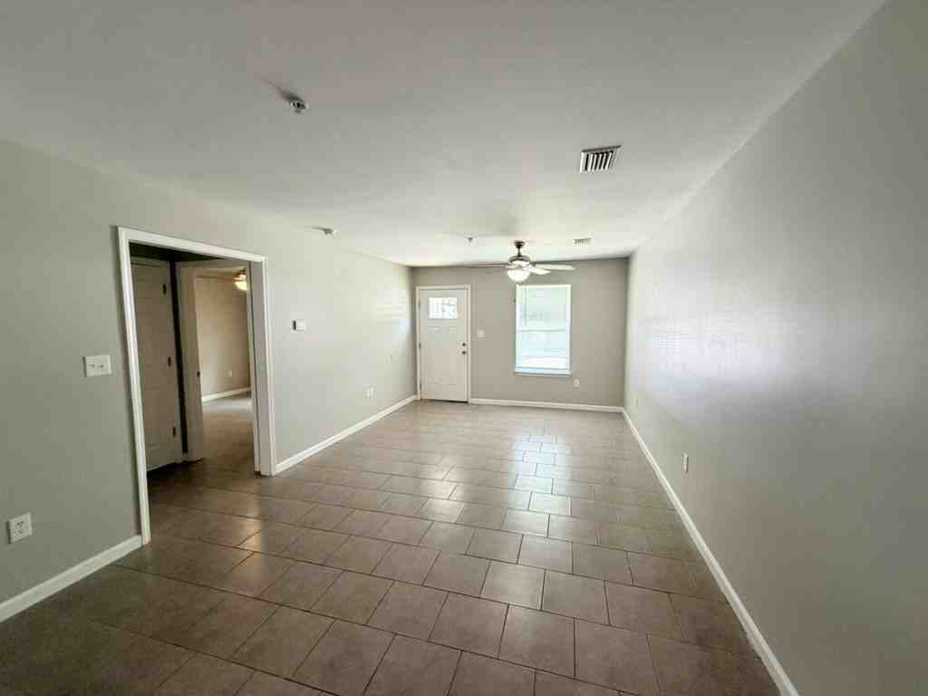 13222 13222 Wisconsin Street204 #204 - Photo 3 of 18