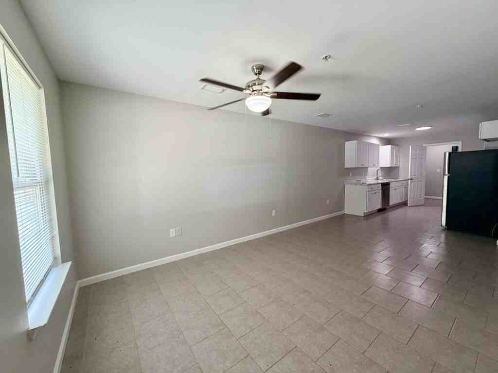 13222 13222 Wisconsin Street204 #204 - Photo 4 of 18
