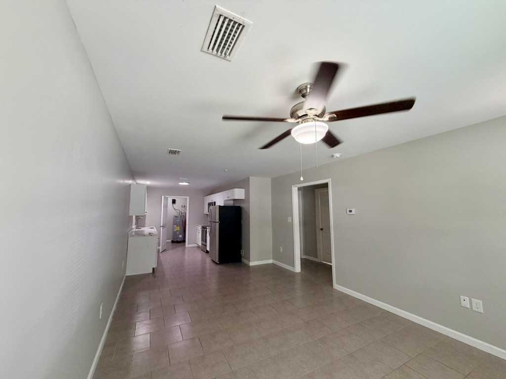 13222 13222 Wisconsin Street204 #204 - Photo 5 of 18