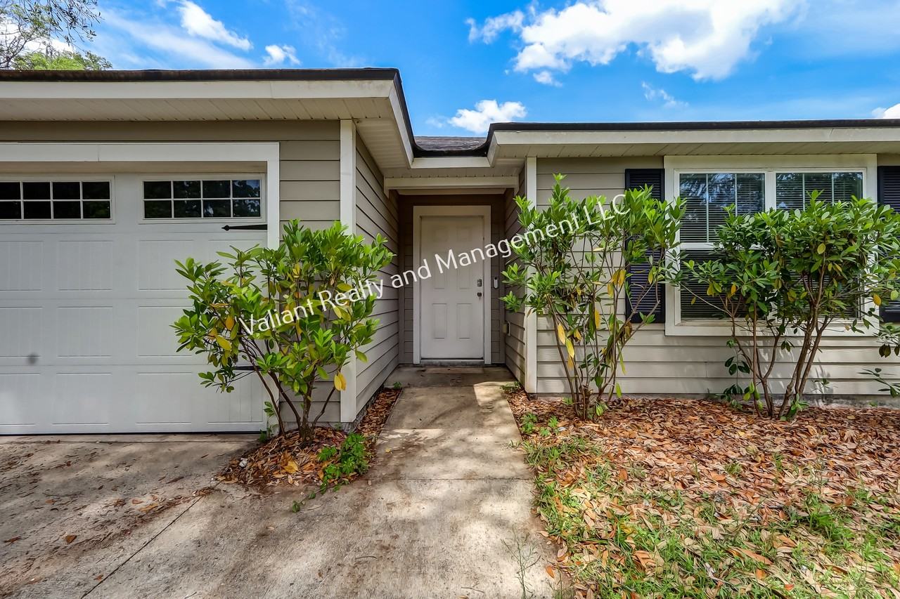 8151 Lanette St #1 - Photo 4 of 34