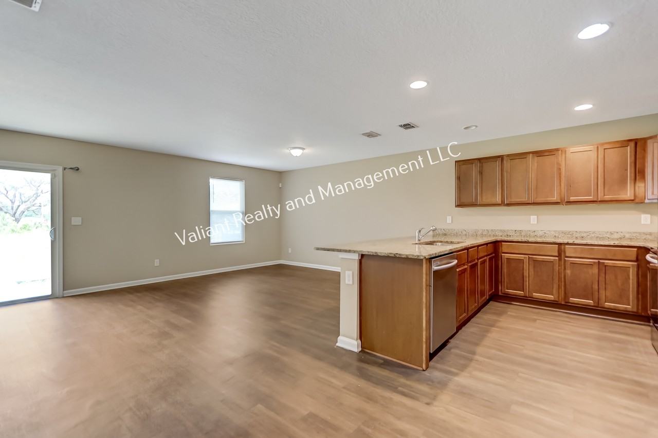 8151 Lanette St #1 - Photo 7 of 34