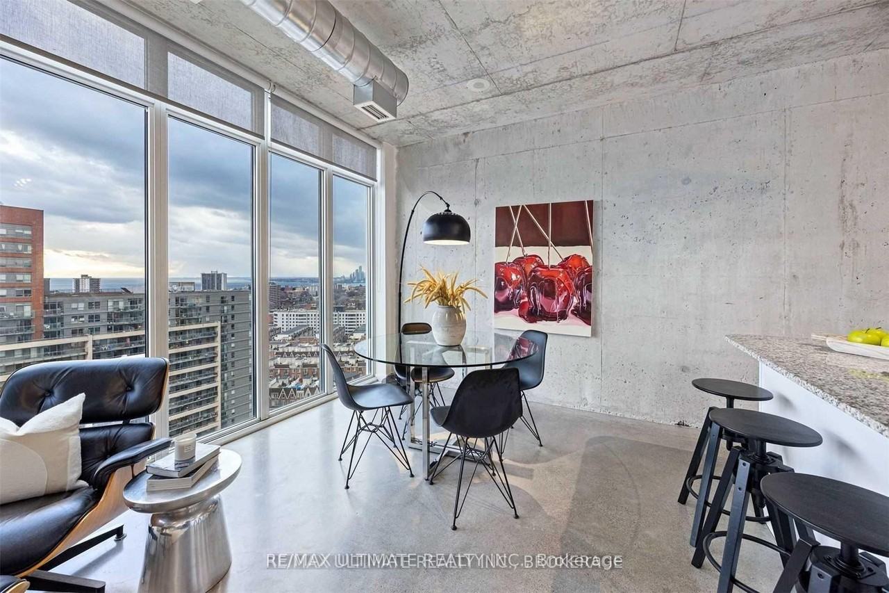 219 Fort York Boulevard - Photo 8