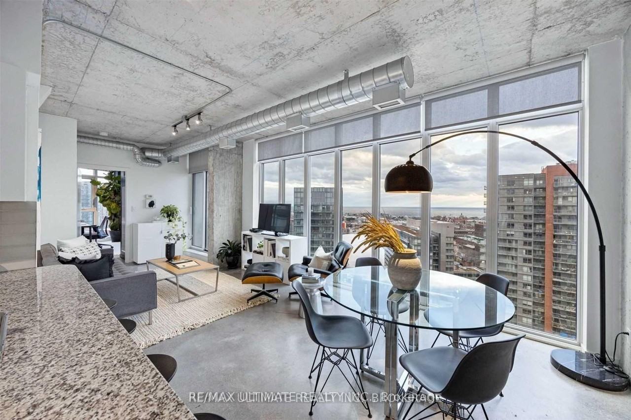 219 Fort York Boulevard - Photo 9