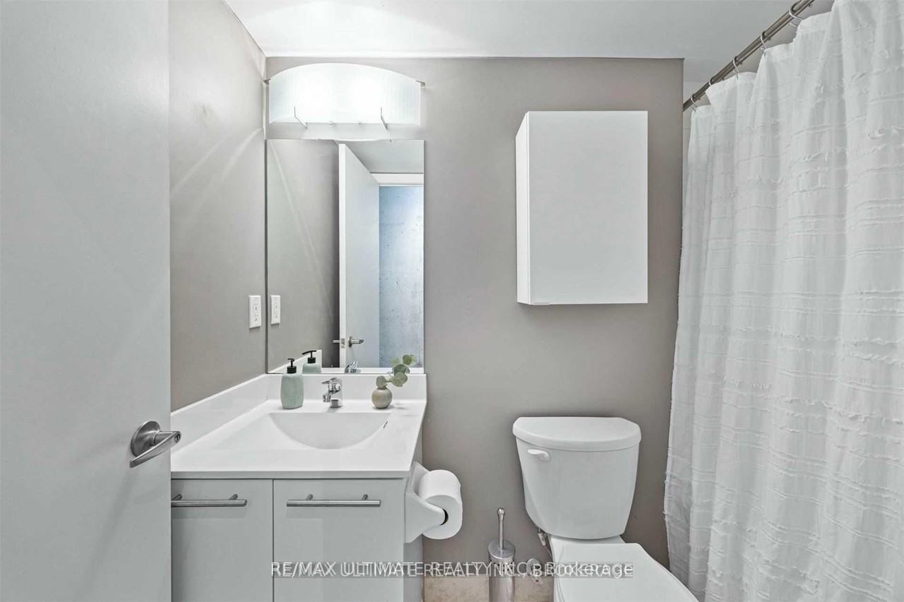 219 Fort York Boulevard - Photo 16