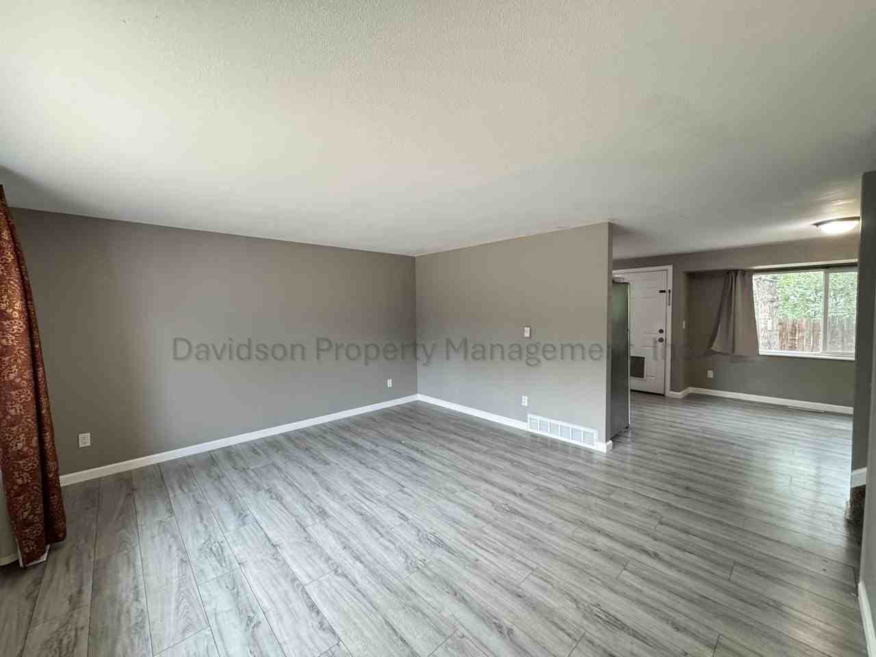 4470 Monica Dr - Photo 2 of 17