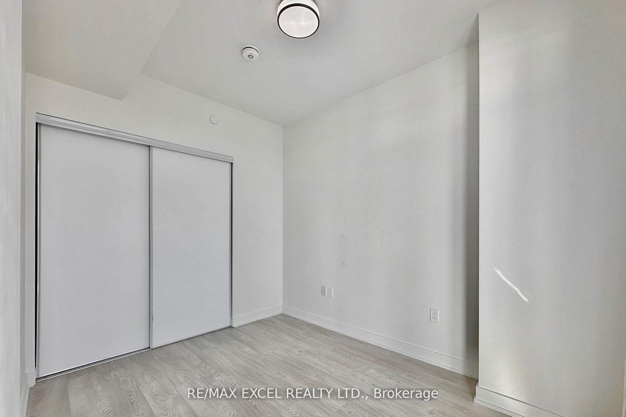 15 Queens Quay East - Photo 9