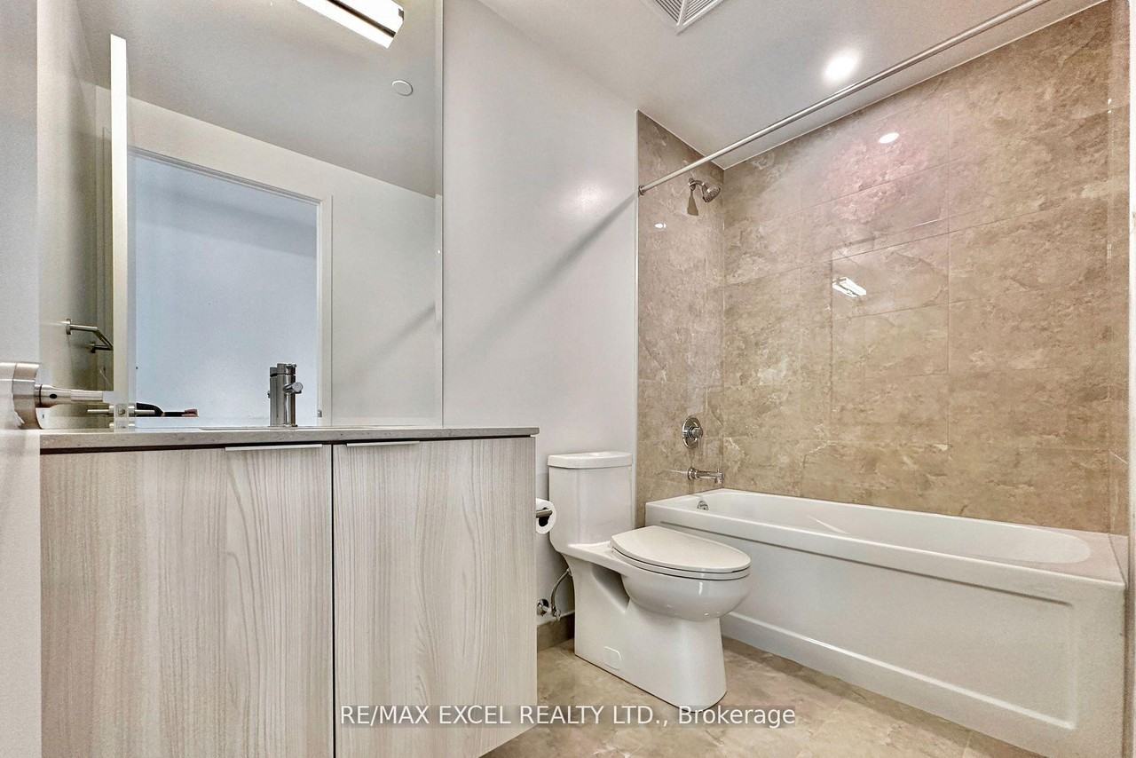 15 Queens Quay East - Photo 16