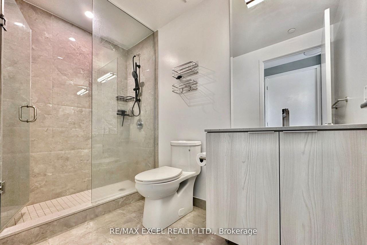 15 Queens Quay East - Photo 15