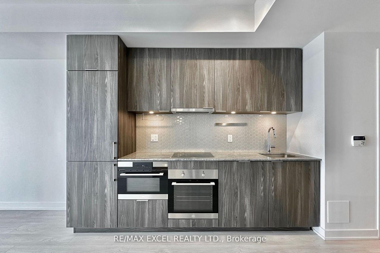 15 Queens Quay East #3101 - Photo 4 of 20