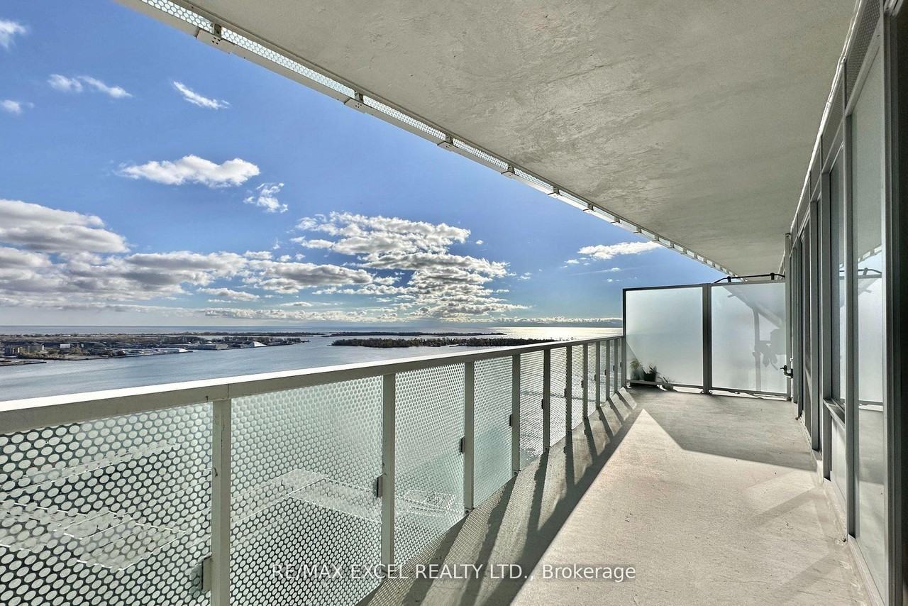 15 Queens Quay East - Photo 17