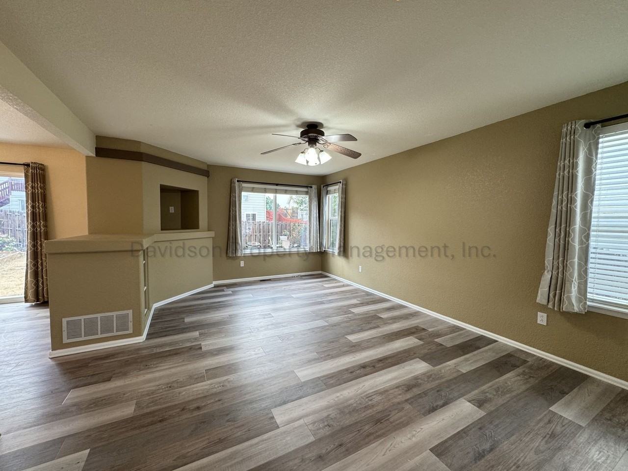 5372 Arroyo St - Photo 2 of 21
