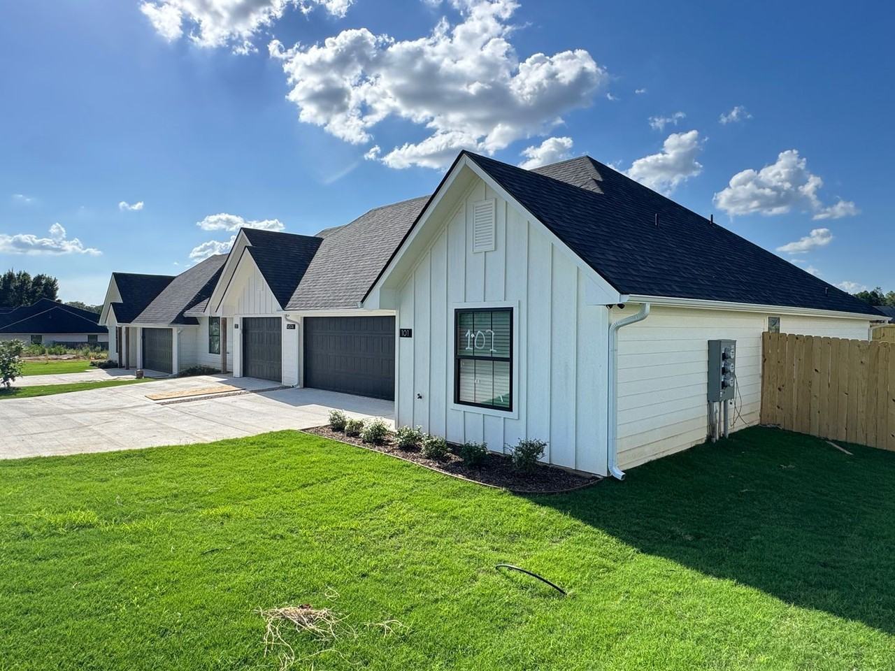 14574 CR 2191 - Photo 3 of 40