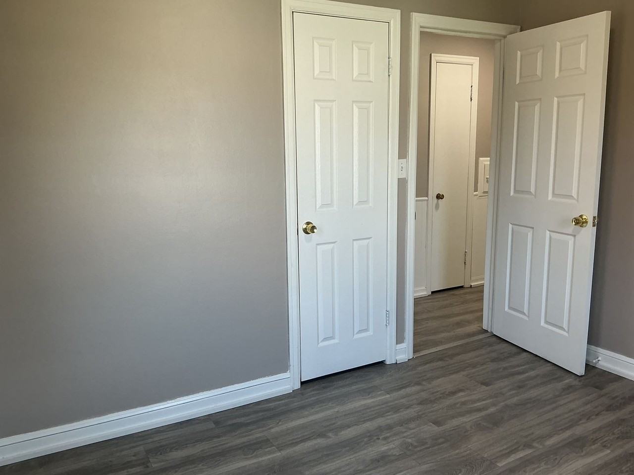 1818 W Howard Ave - Photo 6 of 12