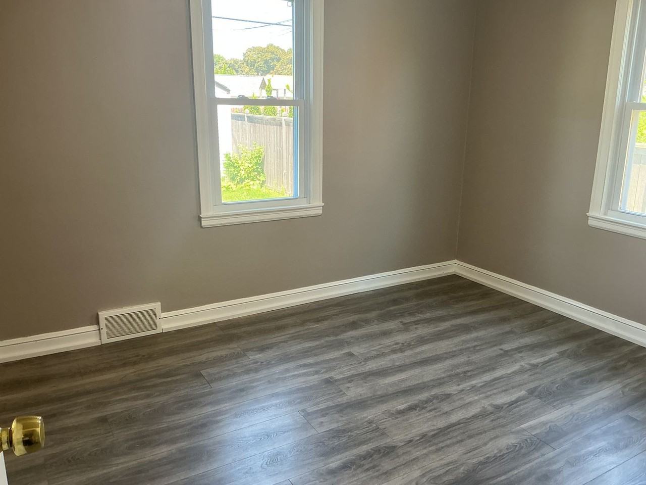 1818 W Howard Ave - Photo 7 of 12