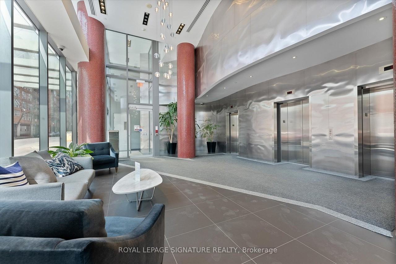 1 Market Street - Photo 2
