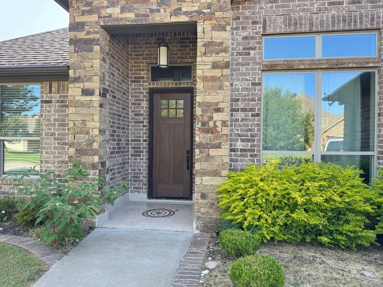 7315 Rolling Acres Pl - Photo 2 of 41