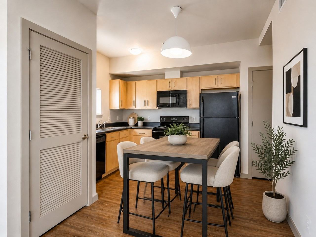 Ledges Apartments - Photo 2 of 19