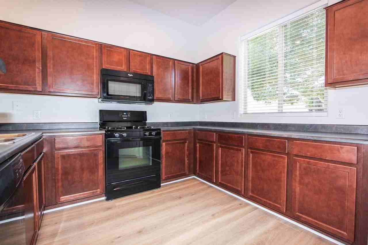 6318 E Boothwyn St - Photo 5 of 14